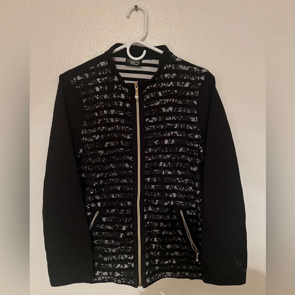 Womens size LG Onque Casual black  gold zipper lace  jacket